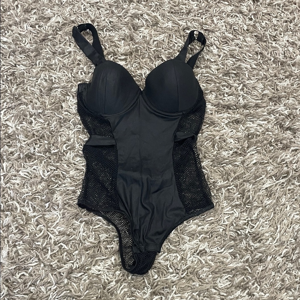 Ijak Elegant Black Lace mesh fishnet Bodysuit size small